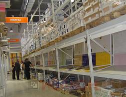 Строительный супермаркет "Большой ремонт": стеллажи Cash&Carry